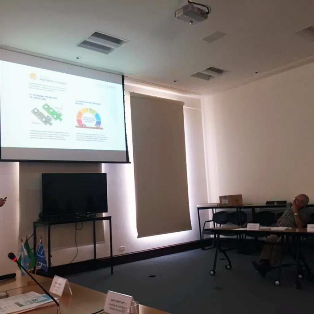 imgi_34_47129253_2179823385621552_2812448407665246208_n-1024x1024