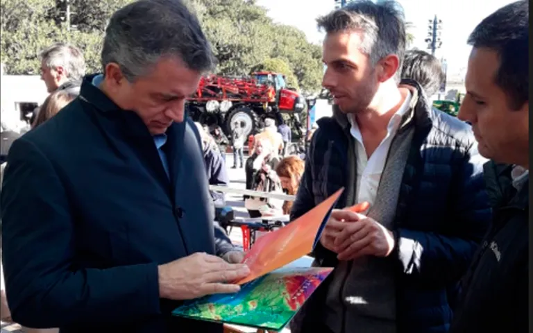 imgi_44_stand-2-768x480